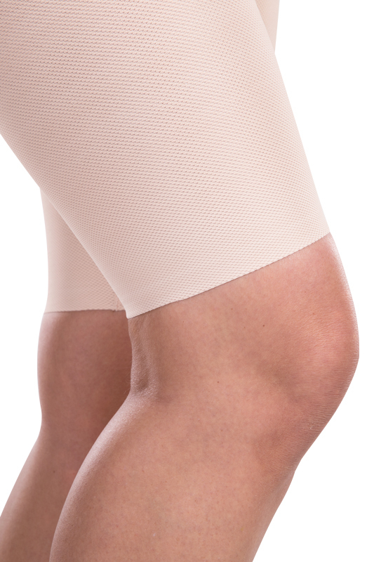 Kompresívne pooperačné dámske nohavice nad kolená TF unique Variant na háčiky - Lipoelastic.sk