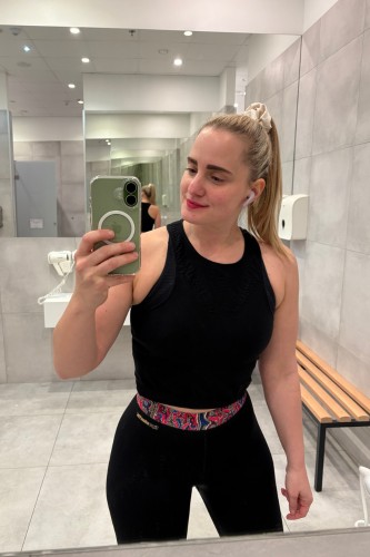 Fitness inštruktorka zdieľa osobnú skúsenosť so životom s lipedémom